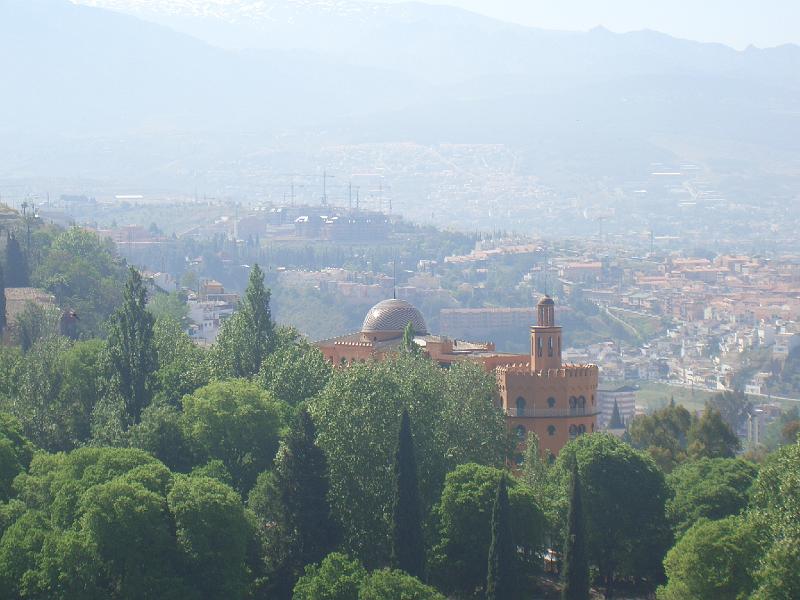 CIMG0105.JPG - Granada/Alhambra: Blick vom Torre de la Vela in der Alcazaba auf das neuere Granada I