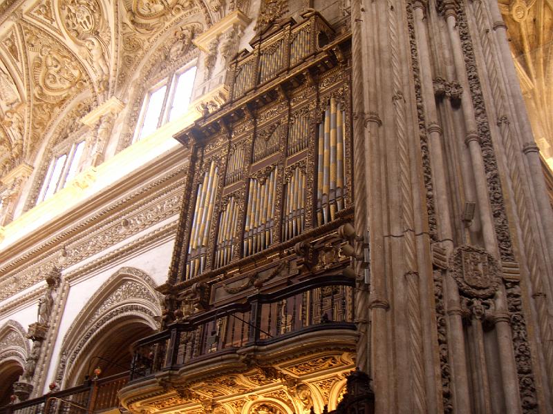 CIMG0203.JPG - Cordoba/Mezquita Catedral: eine von 4 Orgeln in der Kathedrale