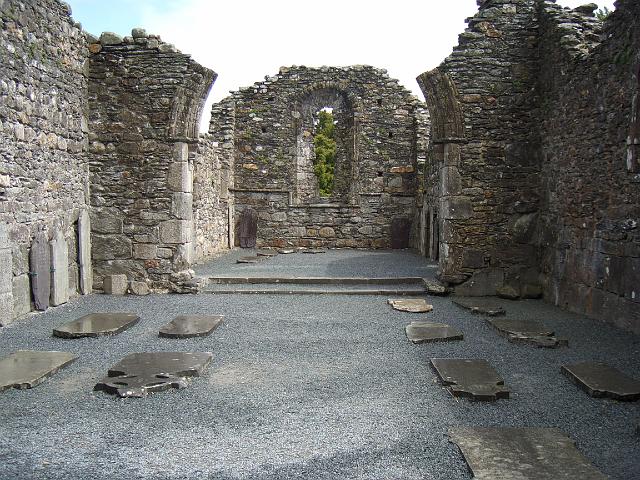 CIMG0501.JPG - Glendalough: die ehemalige Kathedrale der Klosteranlage