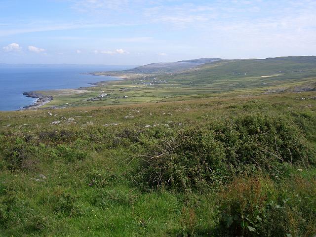 CIMG0619.JPG - Burren: Blick auf die Galway Bay nach dem Start der Wanderung