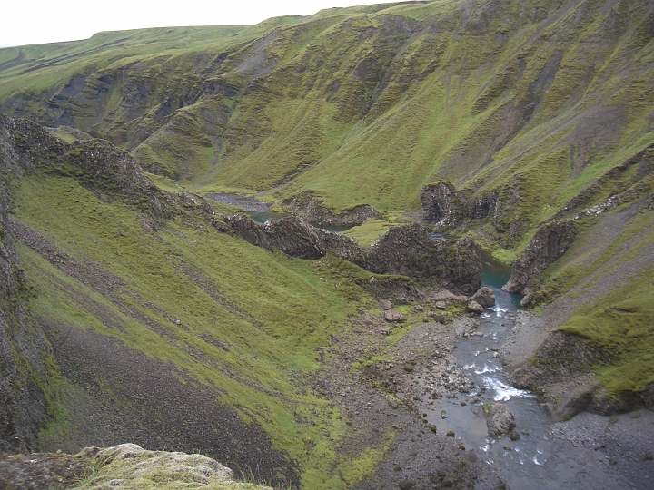 CIMG2698.JPG - Fagrifoss: Blick ins Tal vom Wasserfall aus gesehen.