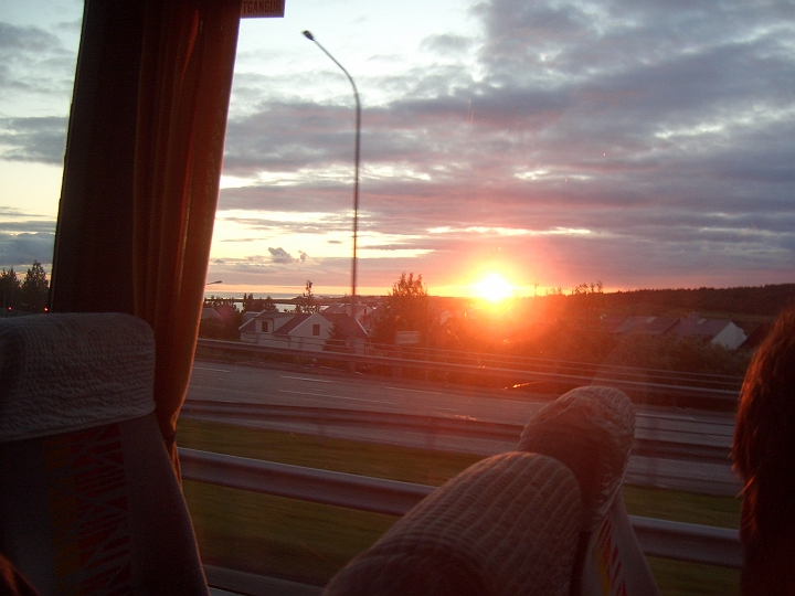 CIMG2826.JPG - Reykjavik: Sonnenuntergang bei der Rueckfahrt ins Hotel Hilton.
