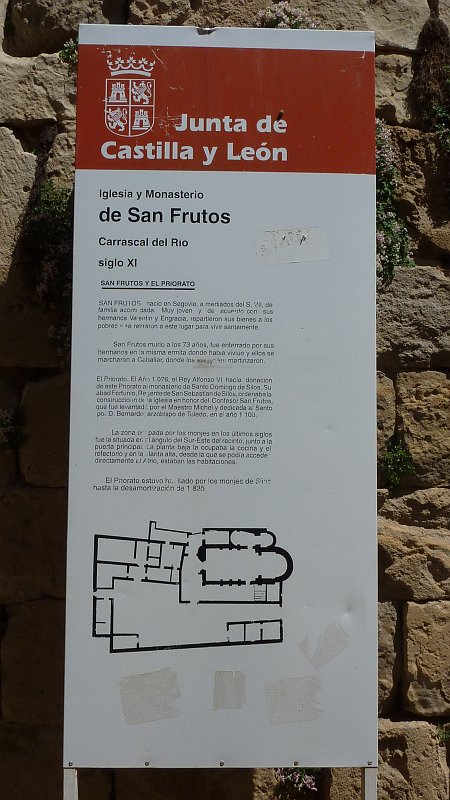 P1000651.JPG - Rio Duraton/Kapelle San Frutos: Grundriss der Kapelle.