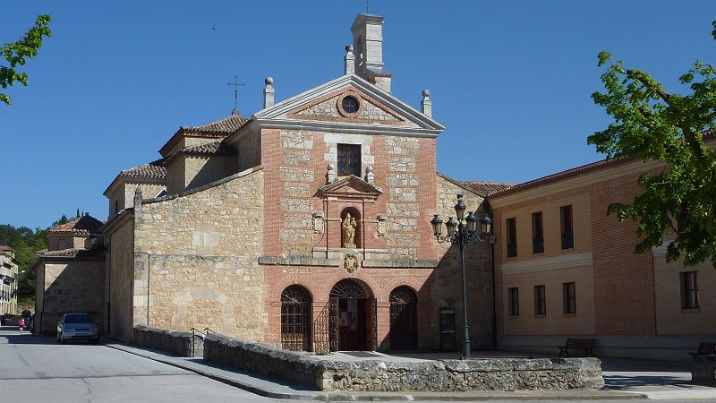 P1010087.JPG - Burgo de Osma: Blick zum Convento del Carmen.