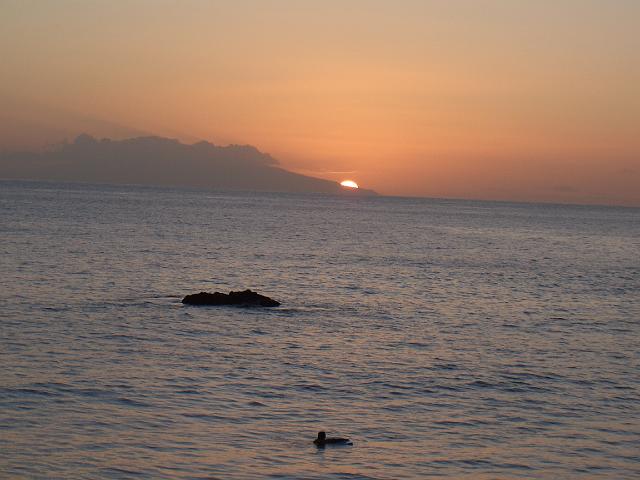 CIMG1164.JPG - Valle Gran Rey/Playa de la Calera: Sonnenuntergang über El Hierro.