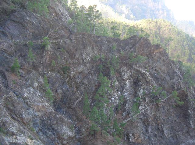 CIMG1928.JPG - Wanderung Cumbrecita - la Faya - Cumbrecita: interessante geologische Formationen