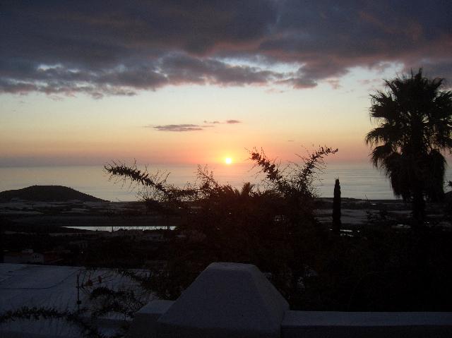 CIMG2076.JPG - La Palma Jardin: Sonnenuntergang von unserer Terrasse aus gesehen