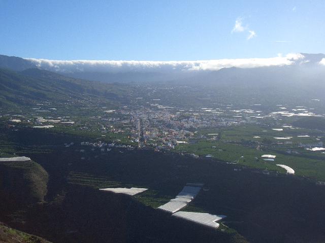 CIMG2129.JPG - Mirador El Time: Blick über das Aridane-Tal auf die Cumbre mit Passat-Wolken