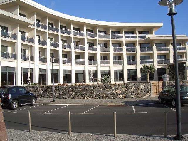 CIMG1343.JPG - "Porto Moniz: Unser Hotel "Moniz Sol***".