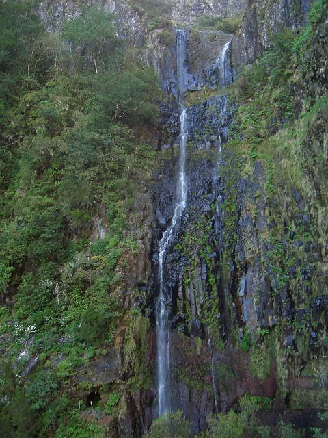 CIMG1347.JPG - Rabaçal: Der Risco-Wasserfall.