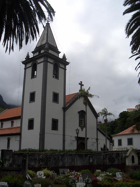 CIMG1424.JPG - São Vicente: Aussenansicht der Kirche.