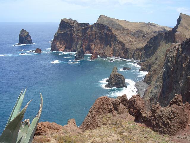 CIMG1541.JPG - Aussichtspunkt Ponta de São Lorenço: Blick zurück zum Ostkap.