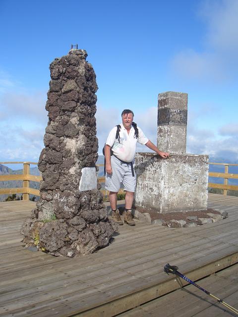 CIMG1615.JPG - Pico Ruivo de Santana (1861m): Das Beweisfoto, dass ich am Gipfel war.