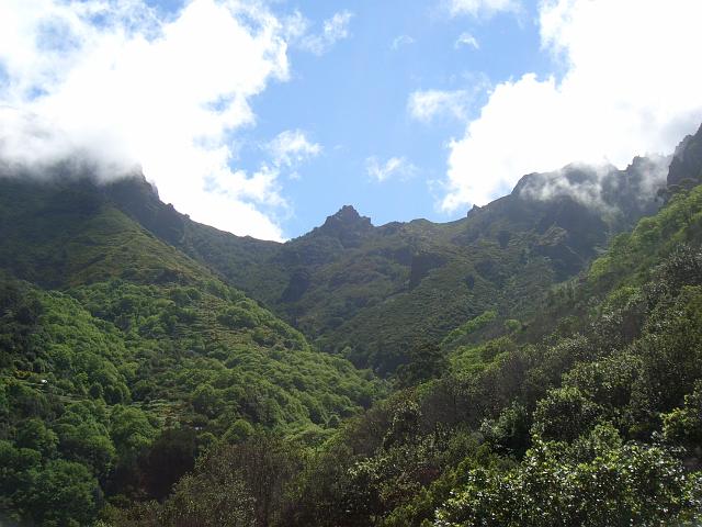 CIMG1729.JPG - Wanderung am Pico Grande: Jetzt ist der Pico Grande (1654) einmal zu sehen.