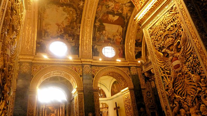 P1010364m.JPG - Valletta/St. John's Co-Cathedral: Viel Gold...
