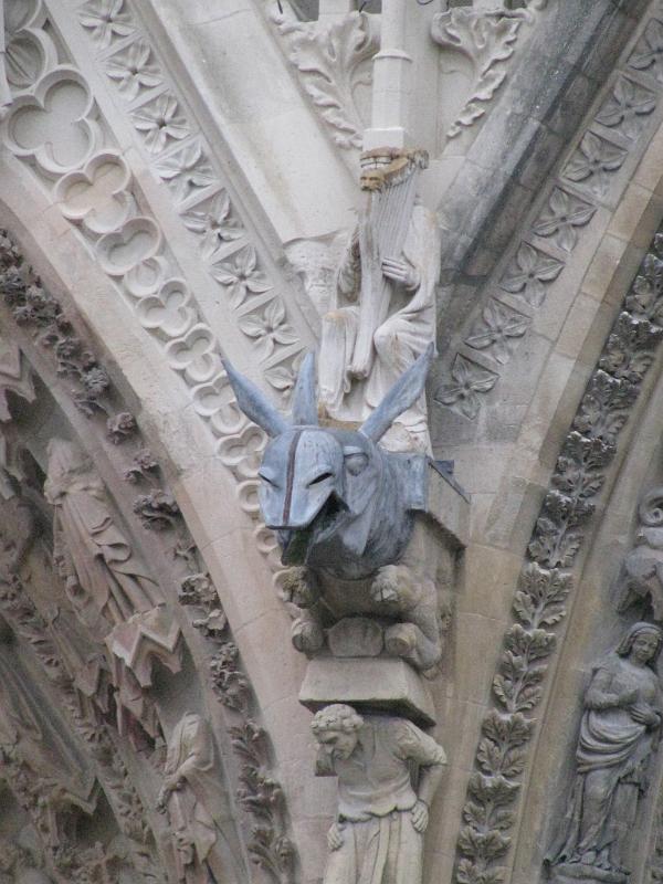 IMG_2513.JPG - Reims: Details der Kathedrale