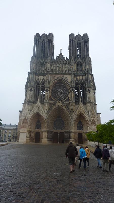 P1020779.JPG - Reims: Blick zur Kathedrale