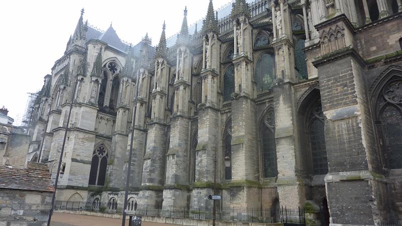 P1020794.JPG - Reims: Westansicht der Kathedrale