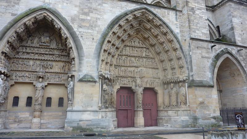 P1020796.JPG - Reims: Westportal der Kathedrale