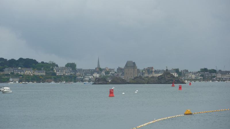 P1030047.JPG - Dinan: Blick zum Südteil von St. Malo