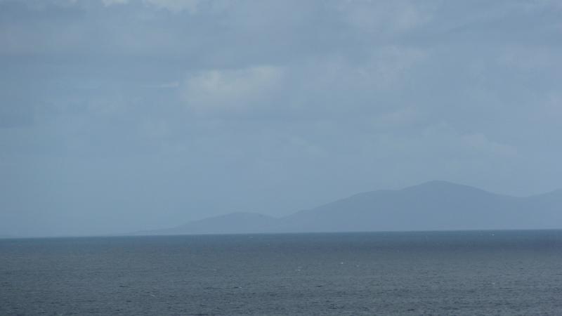 P1010762.JPG - Insel Sky/Duntulm Castle: Blick zu den äußeren Hebriden
